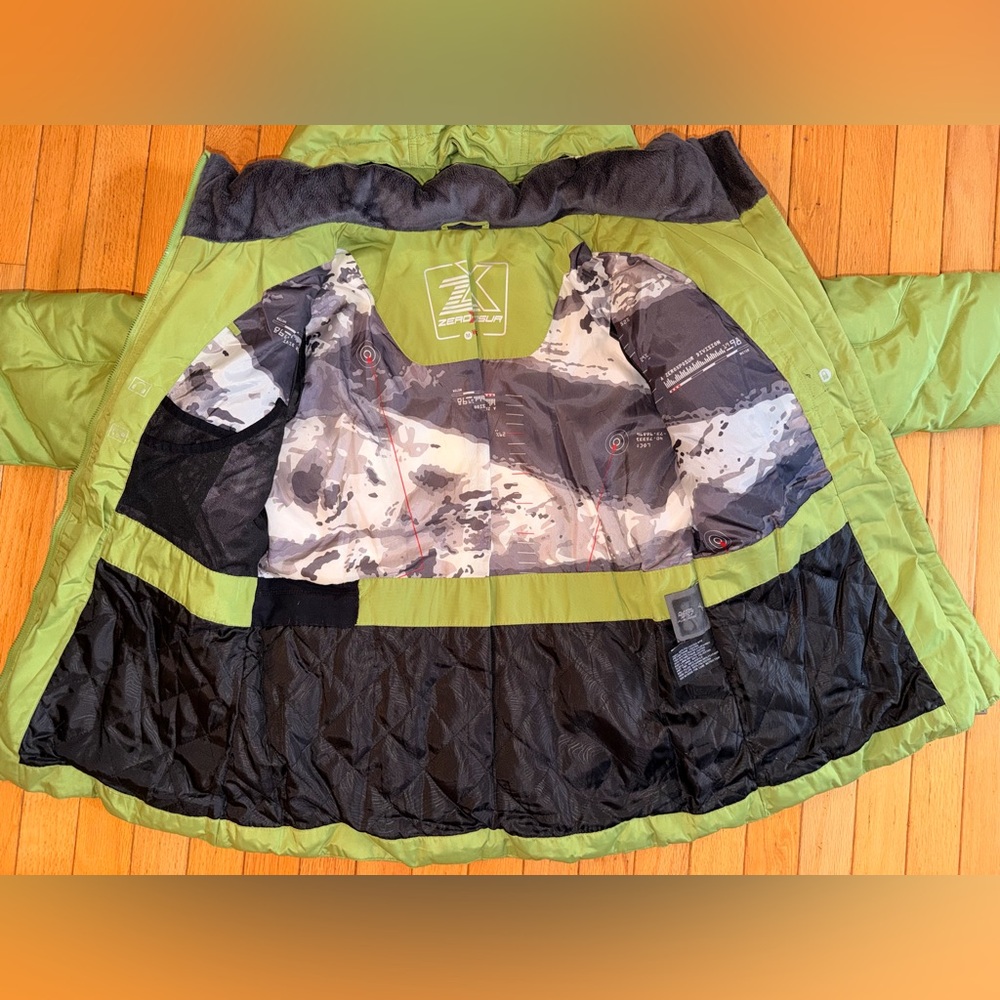 Women’s ZeroXposur  Winter Green black Hooded Puffer Jacket sz Medium poly down - Picture 3 of 9